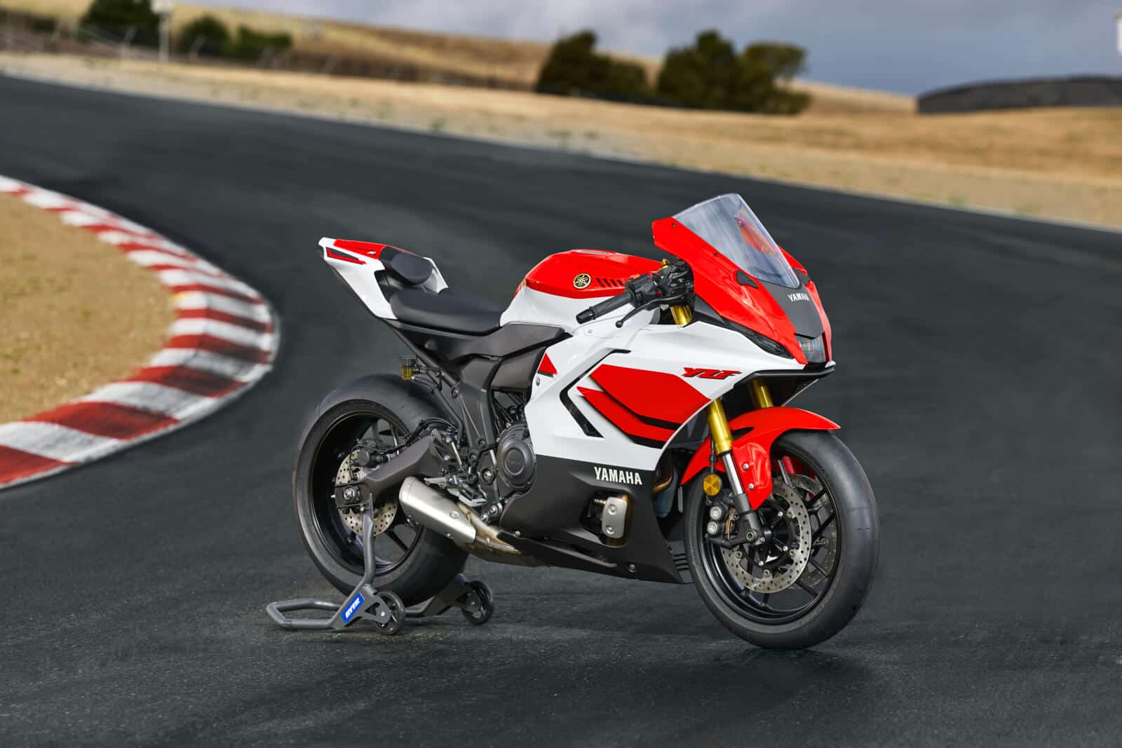 La Yamaha R7 2026 nella livrea 70th Anniversary (© Yamaha)