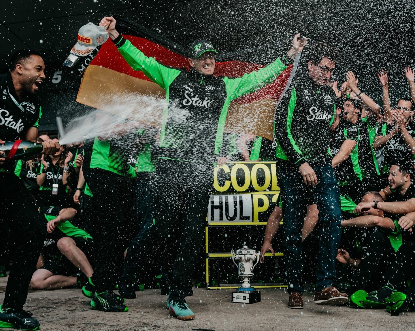 Nico Hulkenberg festeggia il podio a Silverstone