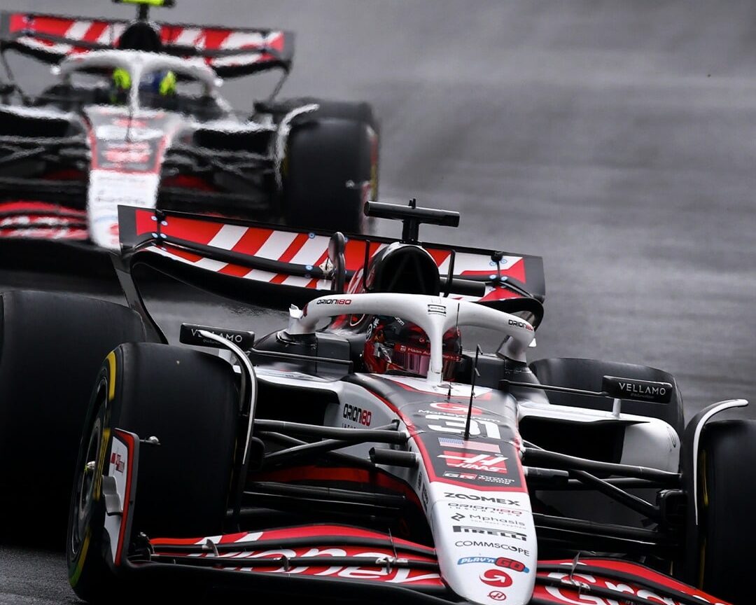 Le due VF-25 in azione in pista