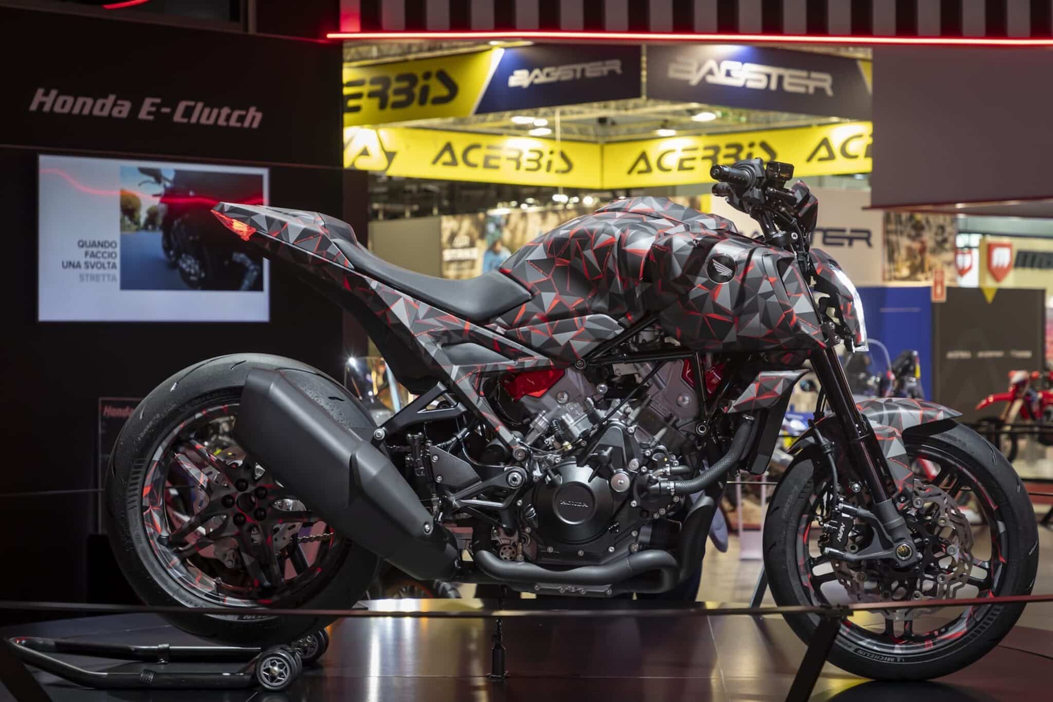 La Honda V3R 900 E-Compressor a EICMA (© EICMA)