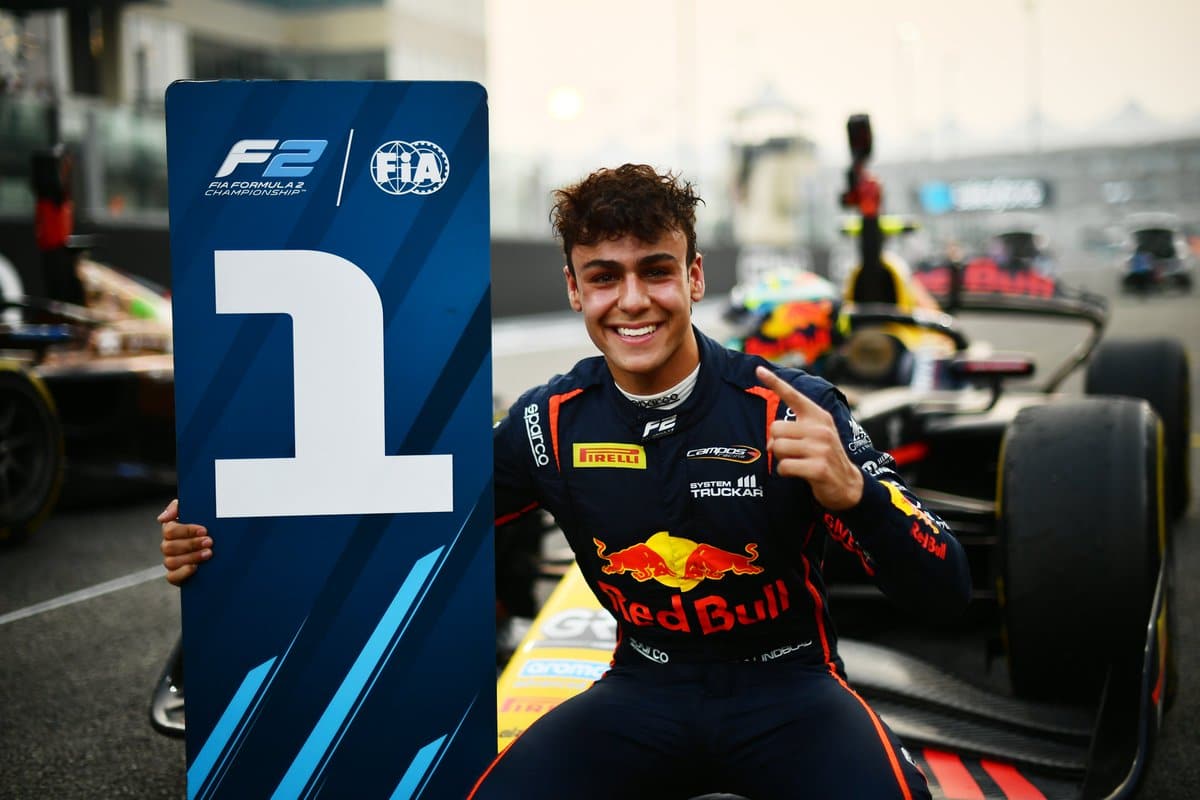 Arvid Lindblad, vincitore della Sprint Race ad Abu Dhabi