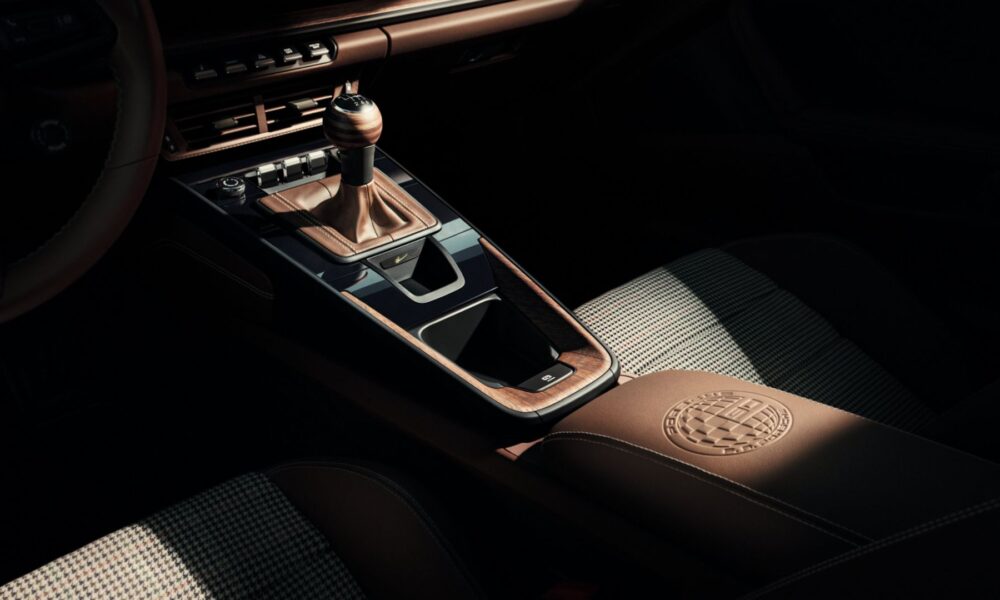 911 GT3 90 F. A. Porsche interni