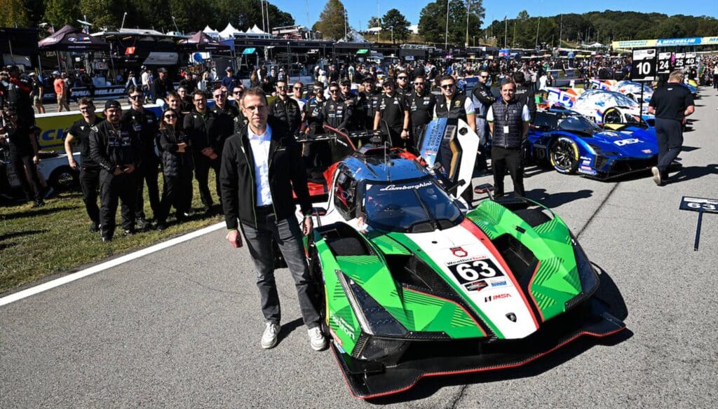 La foto di gruppo prima della Petit Le Mans a Road Atlanta, ultima gara della SC63 (© Lamborghini)