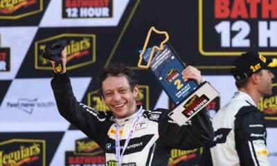 Valentino Rossi sul podio di Bathurst 2025