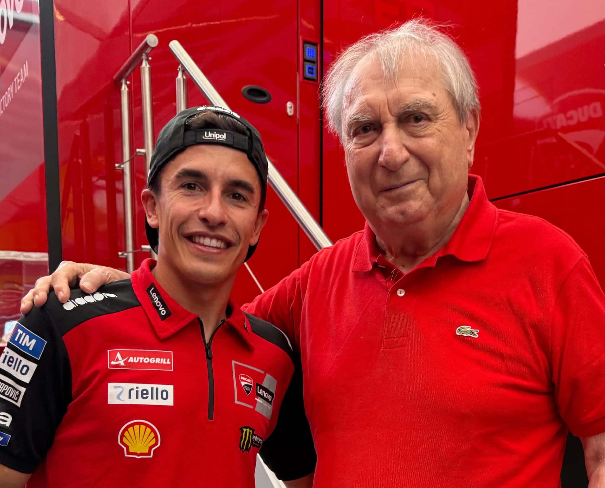 Marc Marquez con il dottorcosta (© IG @dottorcosta_official)