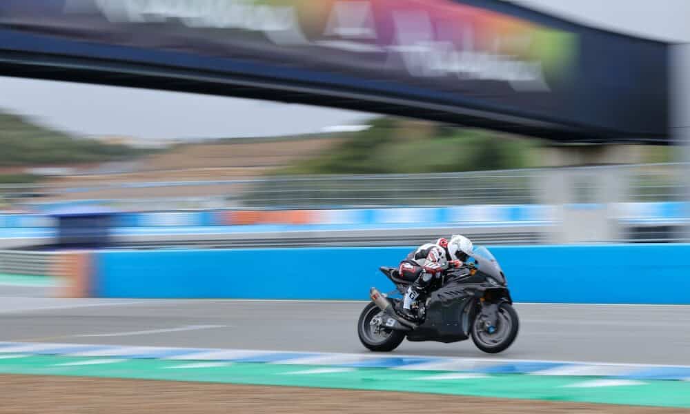 Danili Petrucci con la BMW ai test di Jerez