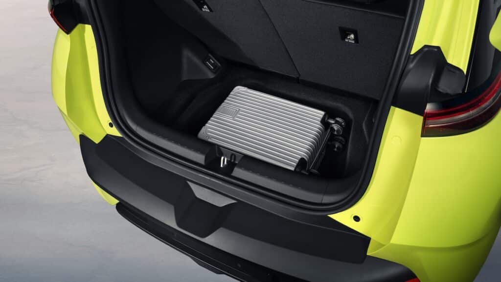 Il bagagliaio della BYD Dolphin Surf