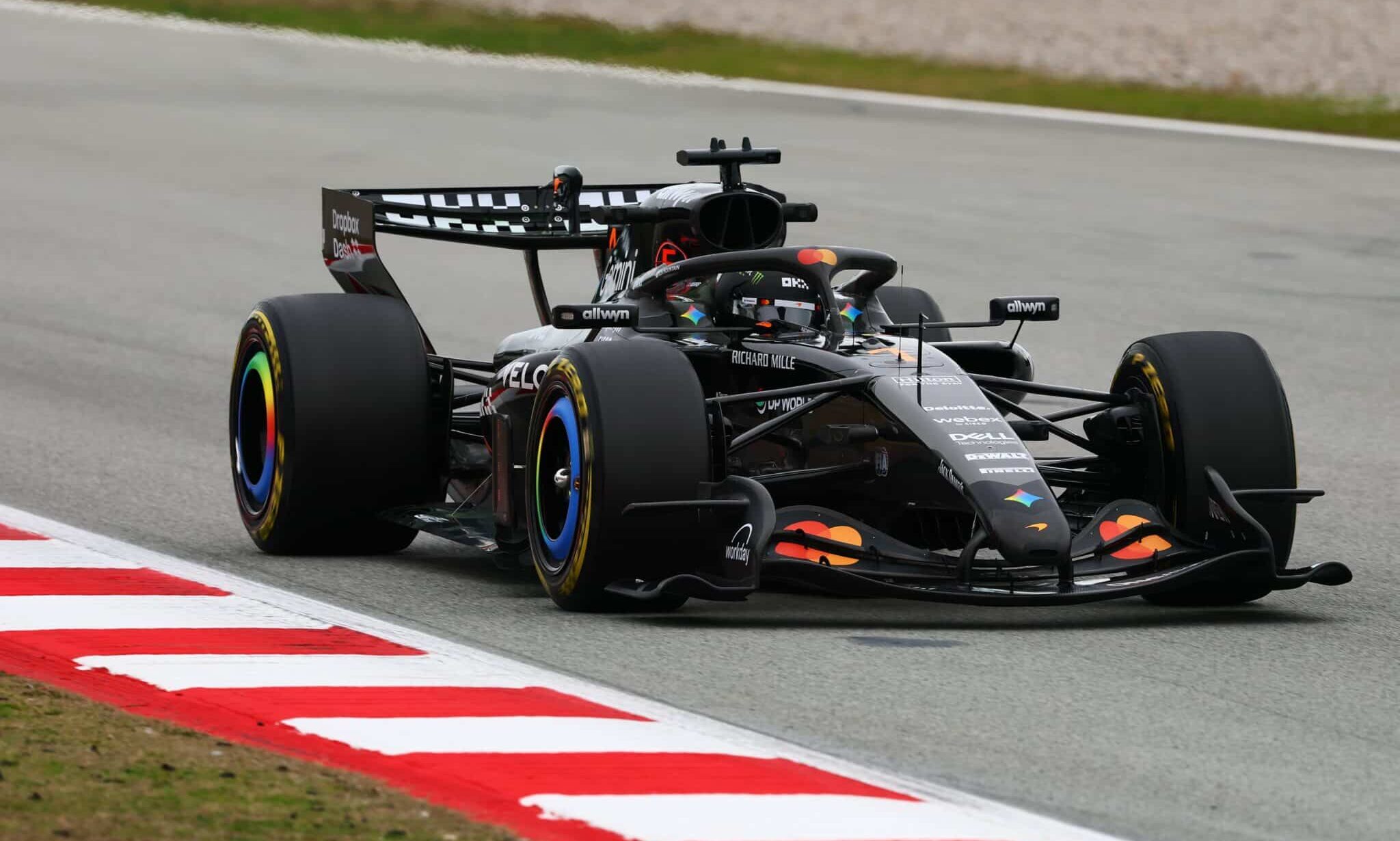 MCLAREN TEST F1 BARCELLONA 2026