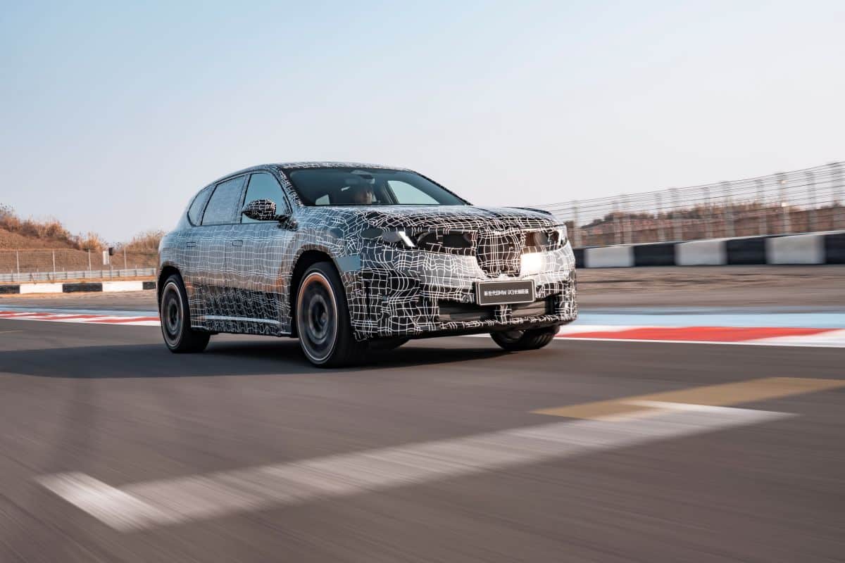 La nuova BMW iX3 Long Wheelbase, che strizza l'occhio al mercato cinese