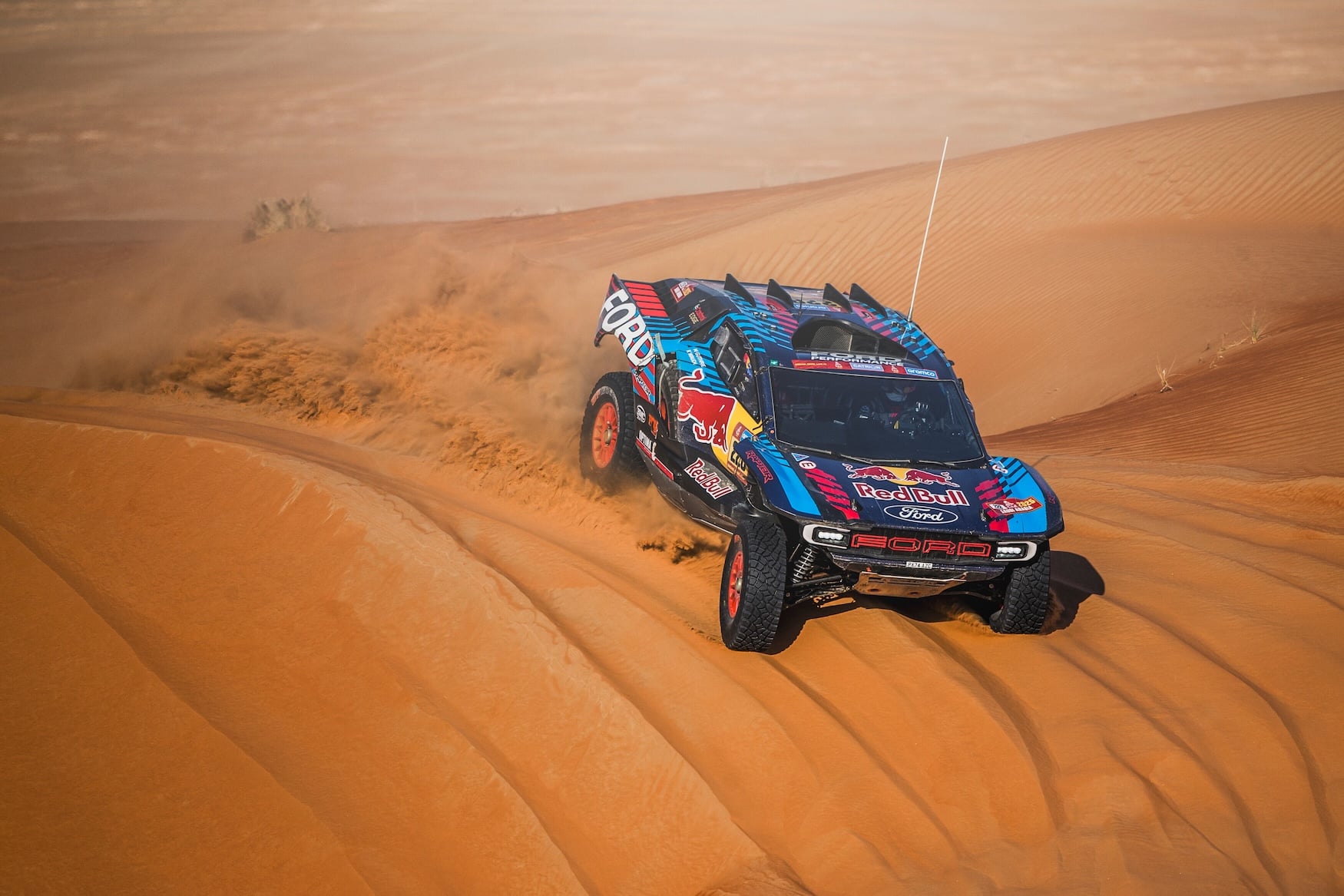 Una Ford Raptor della Dakar 2025 auto (© Red Bull Content Pool)