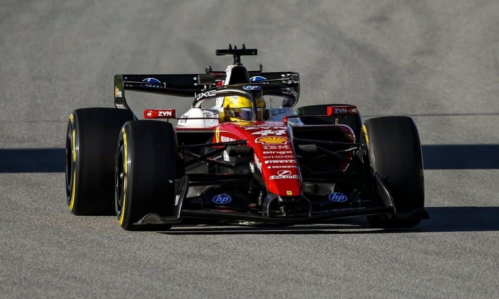 Lewis Hamilton ha fatto siglare il miglior tempo dei test F1 2026 a Barcellona