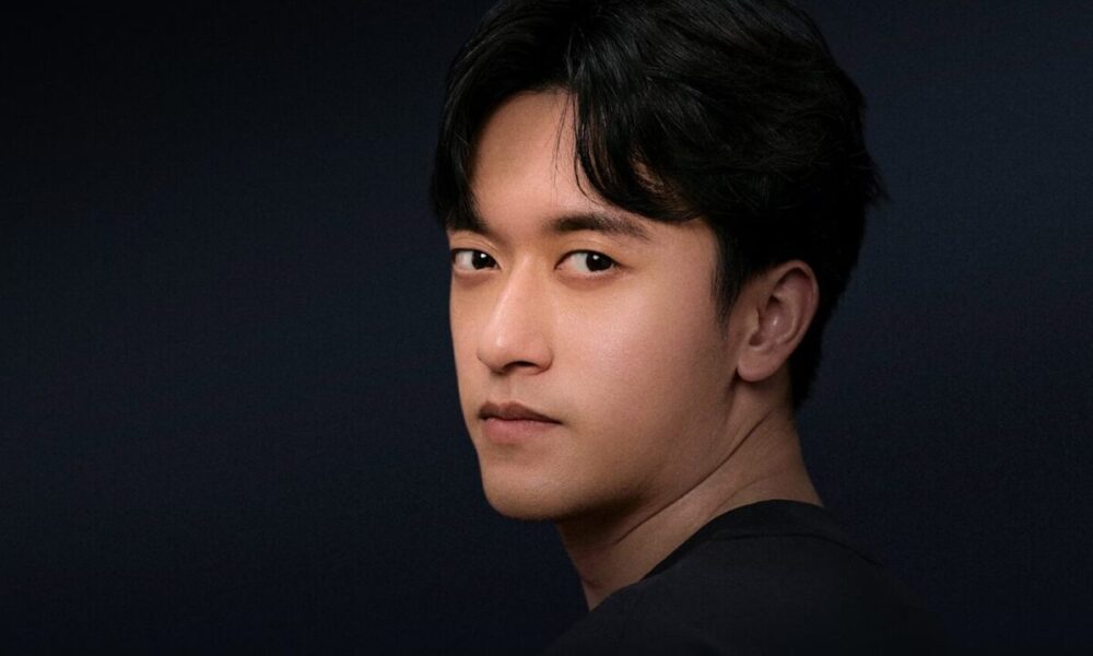 zhou guanyu cadillac