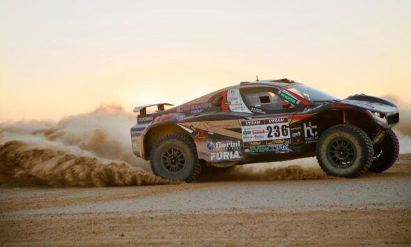 Il Century C6 di Schiumarini all'Africa Eco Race