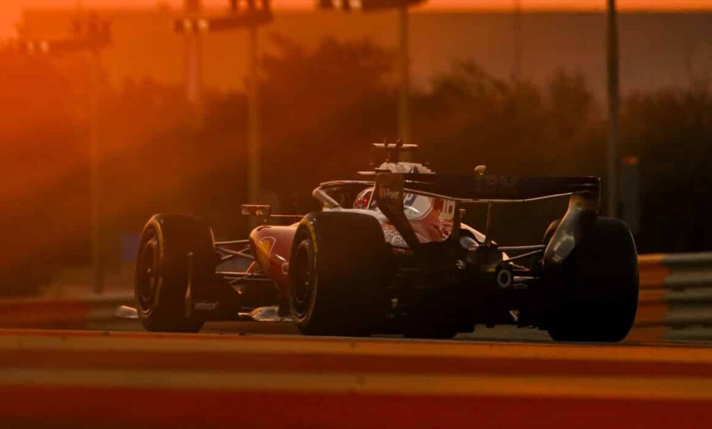 leclerc live f1 test bahrain 2