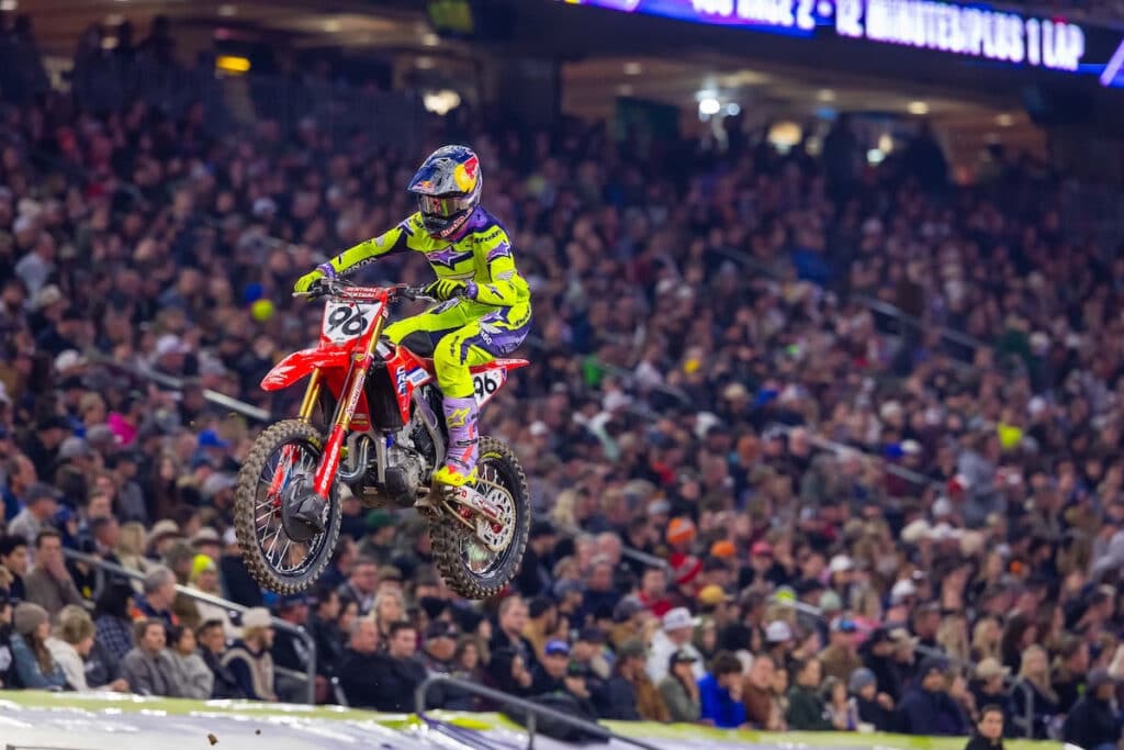 Hunter Lawrence durante il quarto round