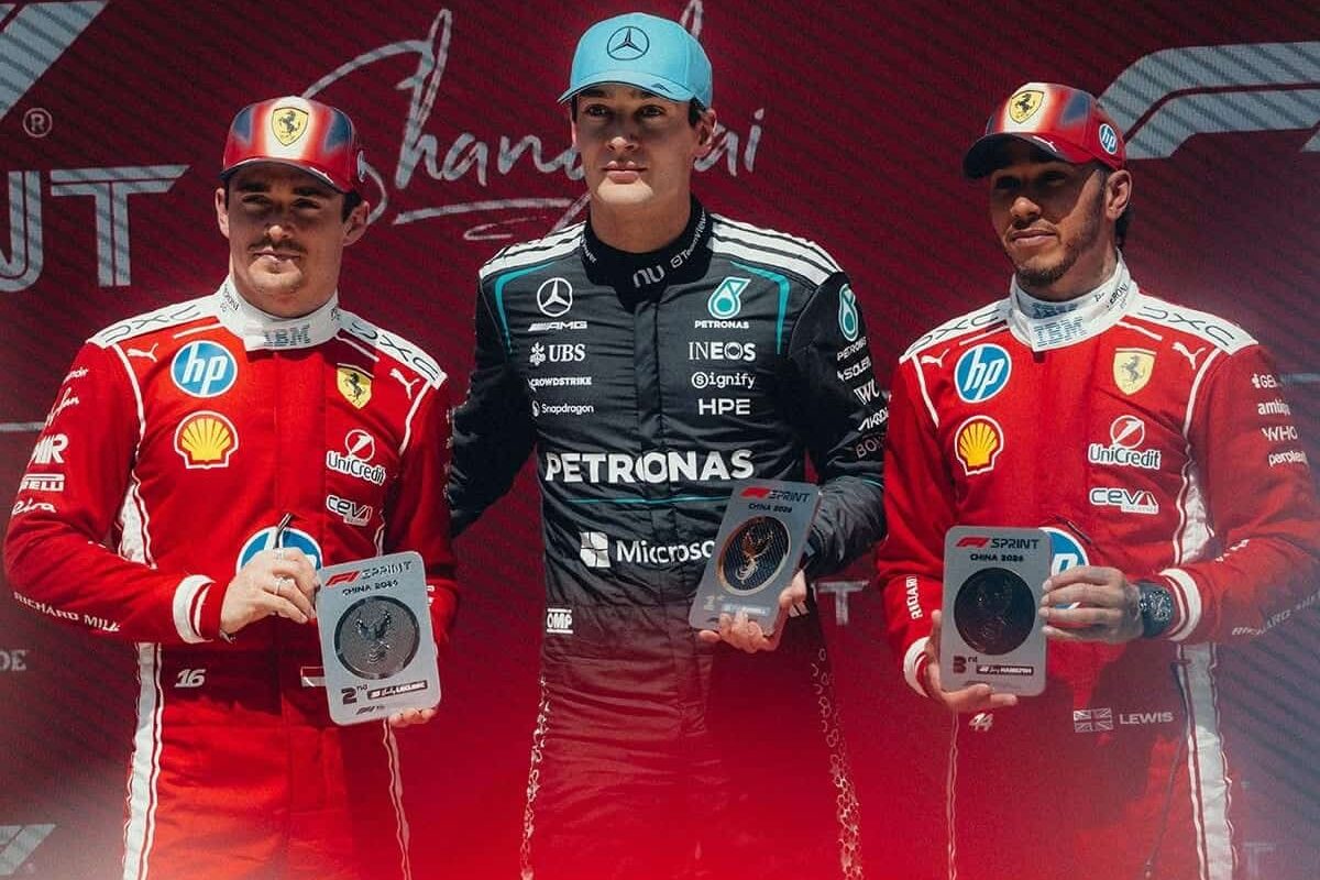 Leclerc ed Hamilton hanno lottato nella Sprint in Cina