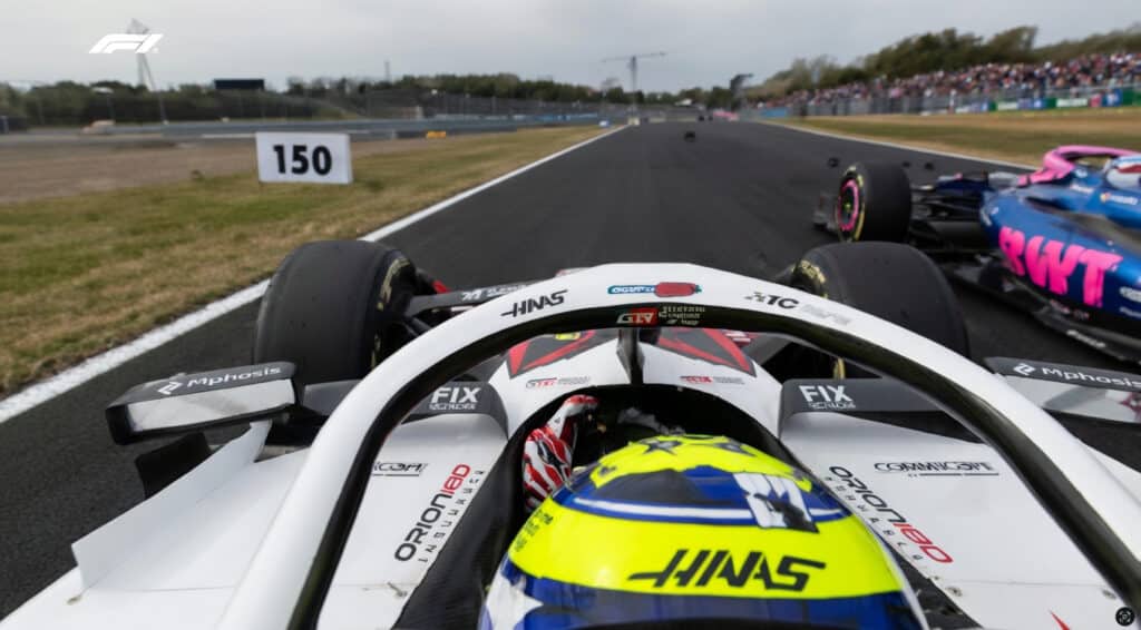 Il movimento di sinistra di Colapinto visto dall'onboard di Bearman (© screenshot F1.com)