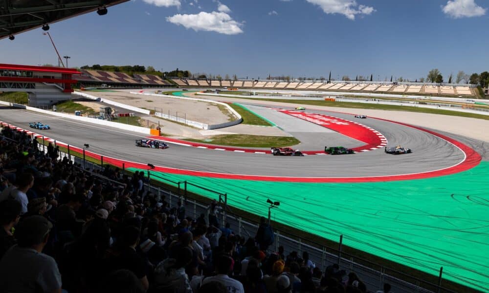 Vector Motorsport in azione surante la 4 Ore di Barcellona dell'ELMS 2025