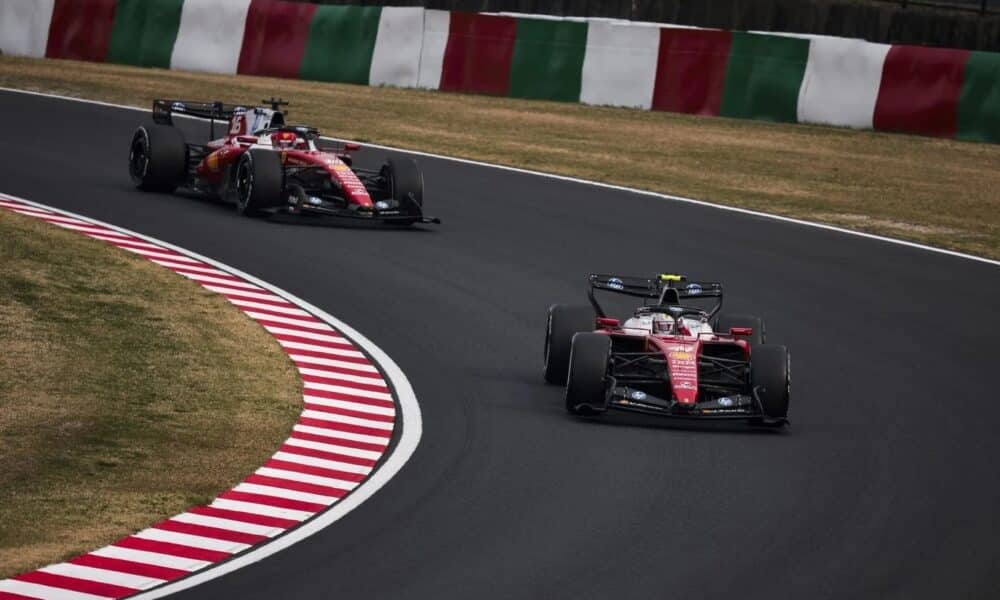 Hamilton e Leclerc sulle SF-26: in aprile Ferrari farà dei test in pista (© Ferrari Media Centre)