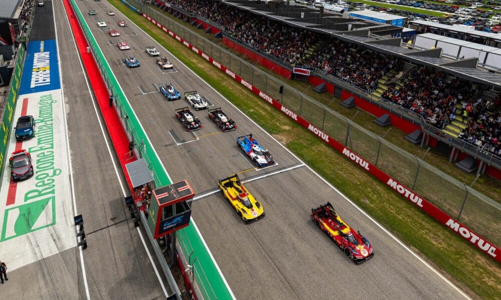 La partenza della 6 Ore di Imola del WEC 2025, che sarà round inaugurale nel 2026 (© DPPI - FIA WEC)