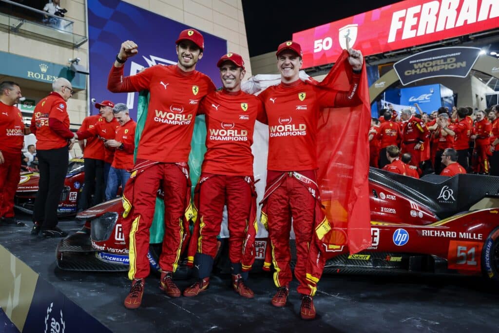 Antonio Giovinazzi, Alessandro Pier Guidi e James Calado, campioni nel 2025 (© DPPI - FIA WEC)