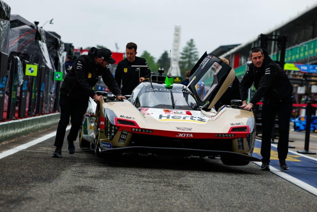 Cadillac Hertz Team Jota, Cadillac V-Series.R #38, in azione a Imola