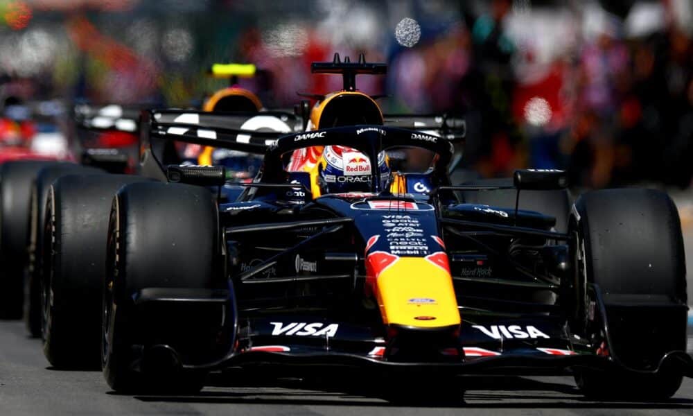 La coda di monoposto nella pit lane di Montreal (© formula1.com)