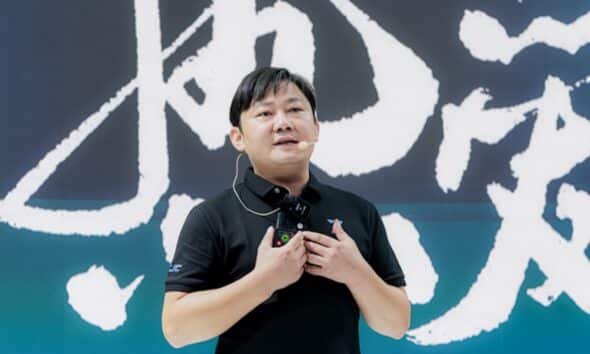 Il fondatore e CEO ZXMoto Zhang Xhue (© global.zxmoto.com)