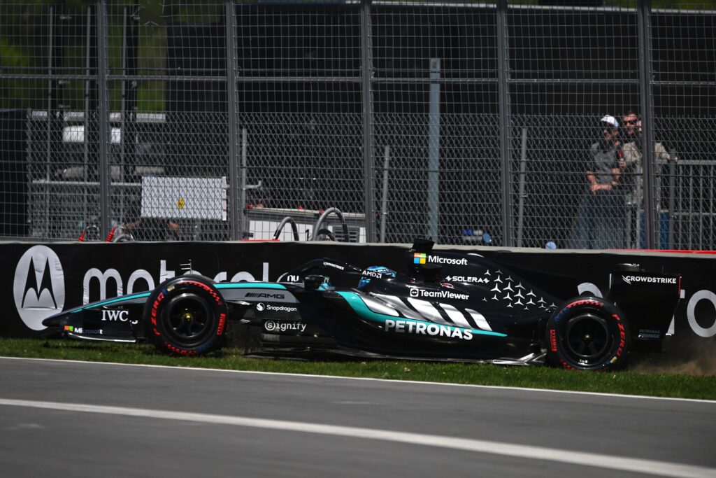 La toccata a muro di George Russell nelle prove libere in Canada (© formula1.com)