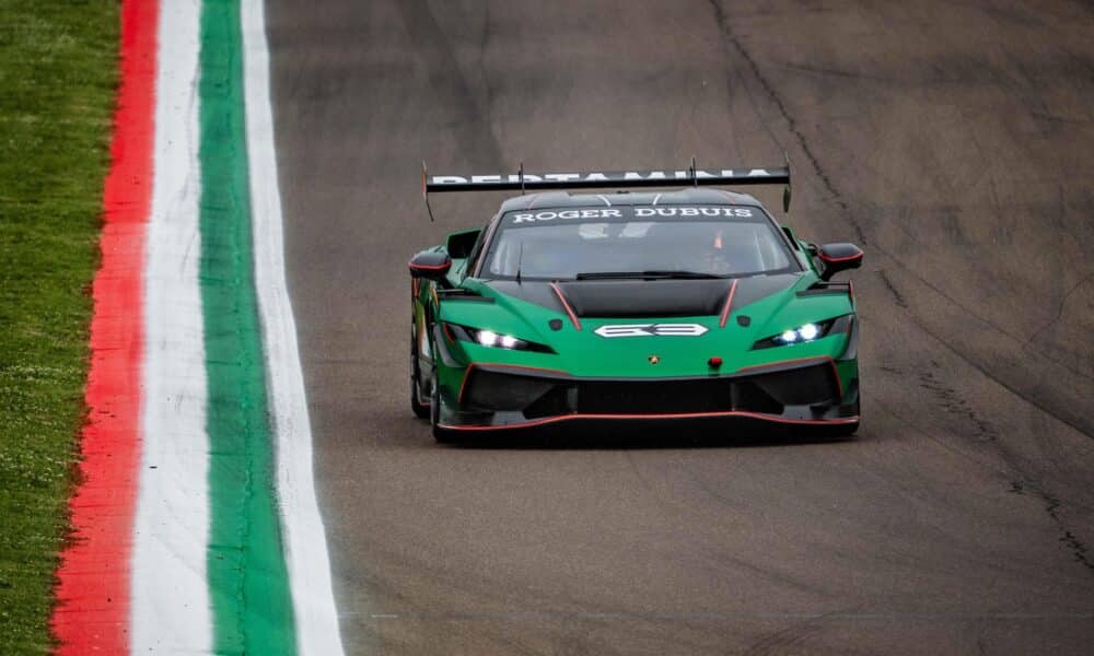 La Lamborghini Temerario Super Trofeo in pista a Imola (© Lamborghini)