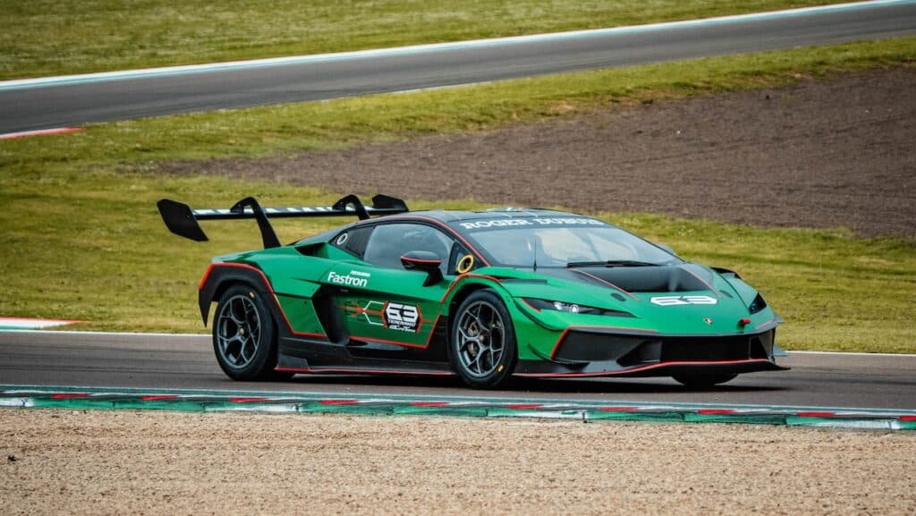 La Lamborghini Temerario Super Trofeo in pista a Imola (© Lamborghini)