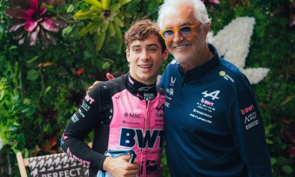 Franco Colapinto con Flavio Briatore