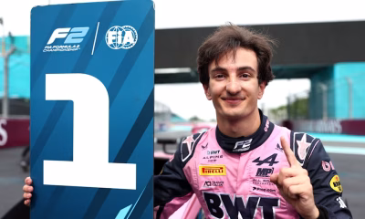 Gabriele Minì vince la feature race a Miami (© fiaformula2.com)