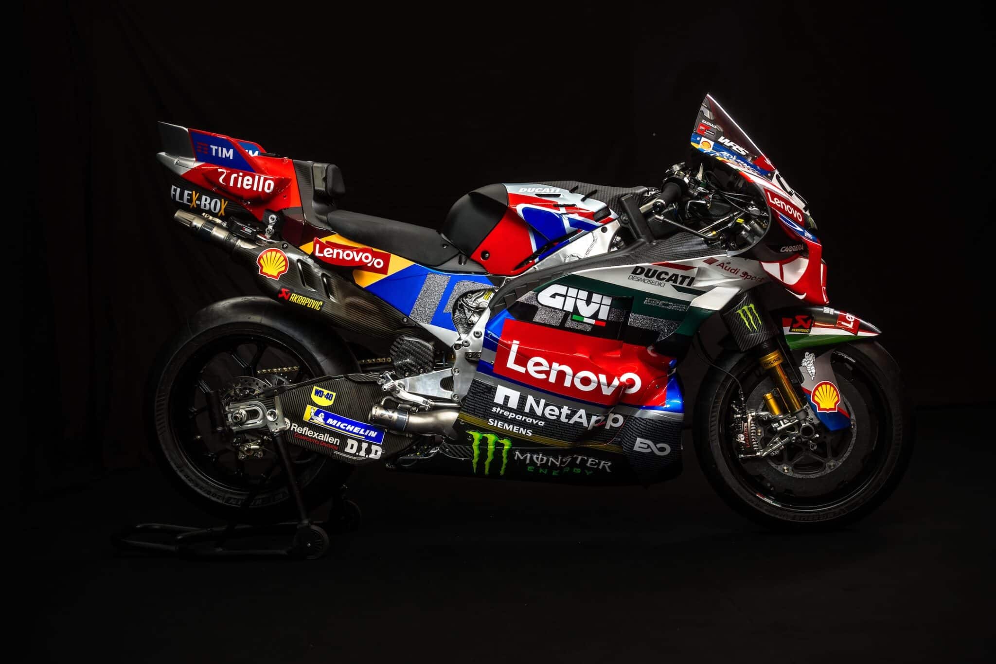 La Desmosedici 2026 nella livrea 100 anni Ducati (© Ducati Media House)