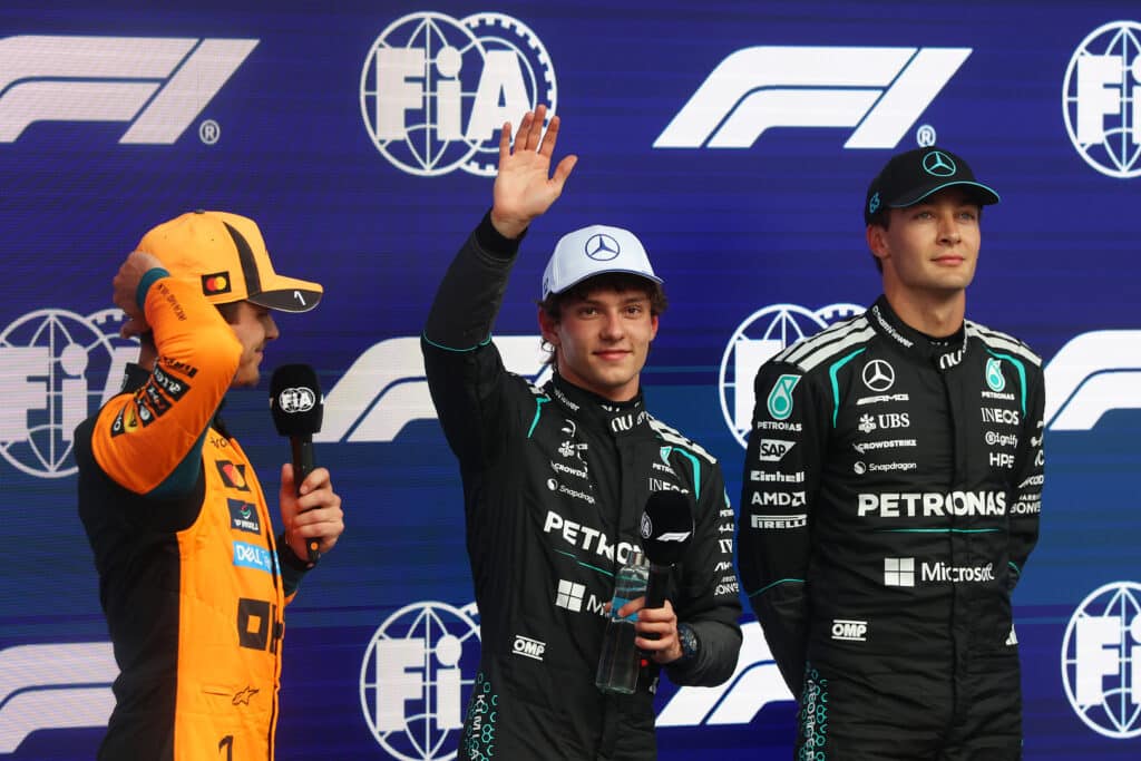 Lando Norris, Kimi Antonelli e George Russell (© mercedesamgf1.com Media Centre)