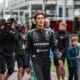 George Russell amareggiato dopo il ritiro nel GP del Canada (© mercedesamgf1.com Media Centre)