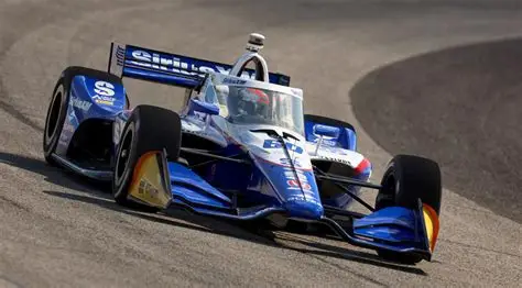Felix Rosenqvist #60, pilota più veloce in pista per la prima parte di qualifiche e la fast 12 (©indycar.com)