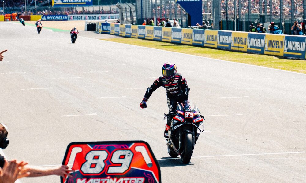 Jorge Martin a Le Mans (© aprilia.com)