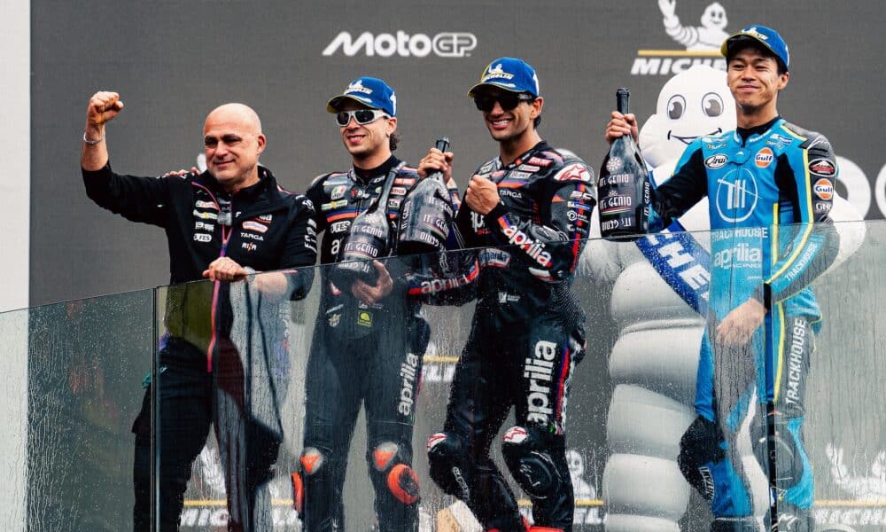 La tripletta Aprilia sul podio del GP di Francia MotoGP (© aprilia.com)
