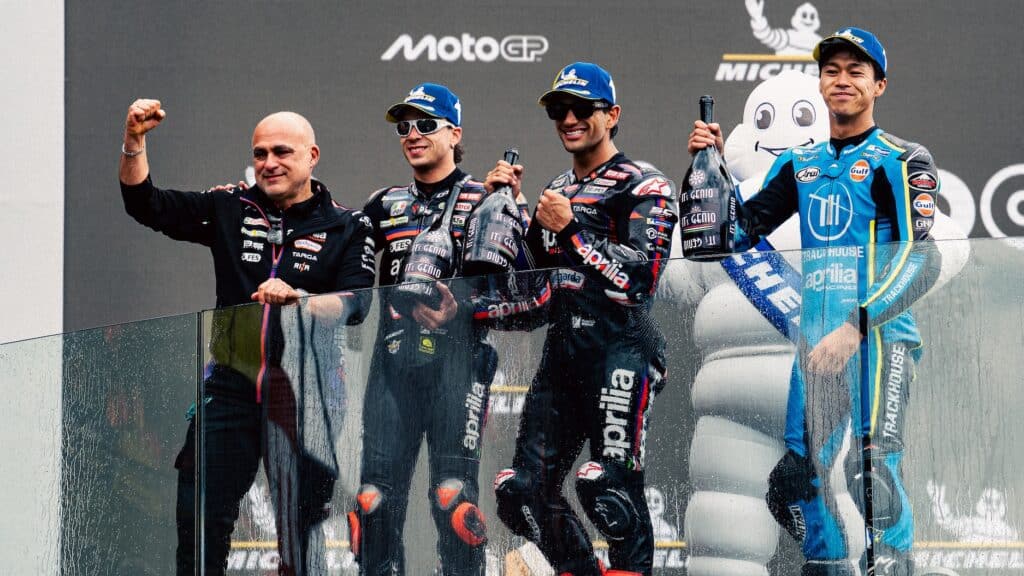 La tripletta Aprilia sul podio del GP di Francia MotoGP (© aprilia.com)