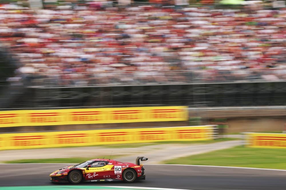 La Ferrari #50 in azione a Monza nel 2025