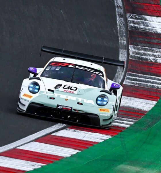 Porsche #80 in azione a Brands Hatch