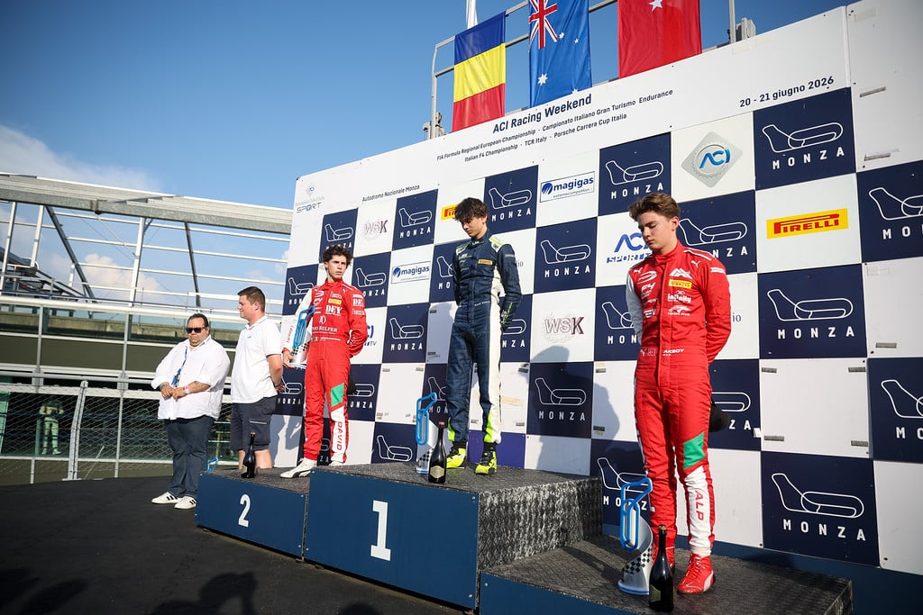 Podio Gara 2 F4 round di Monza (© archiviofotografico.acisport.it)