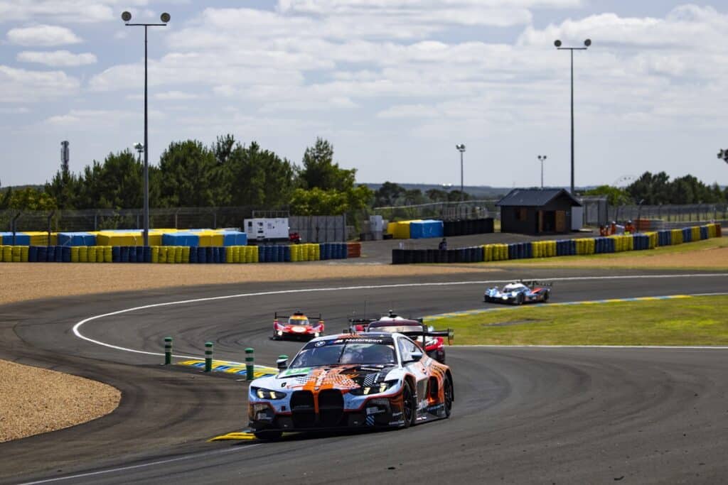 La #69 BMW Team WRT (© FIA WEC / DPPI)