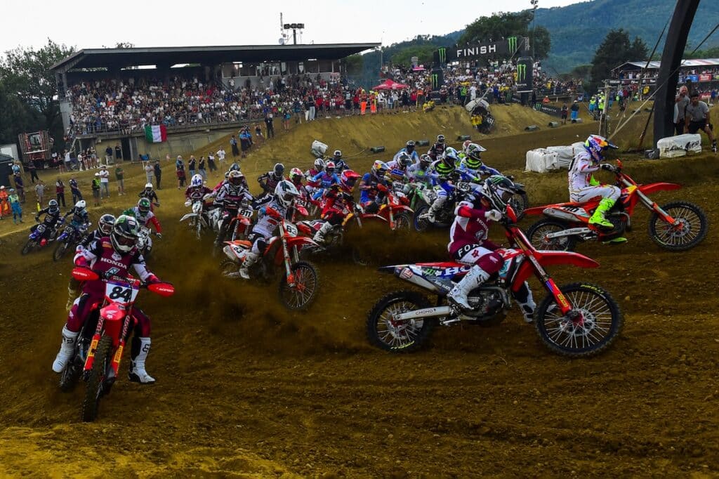 Una delle due partenze  a Montevarchi (© mxgp.com)