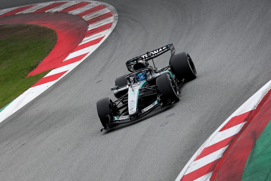 russel barcellona f1 2026
