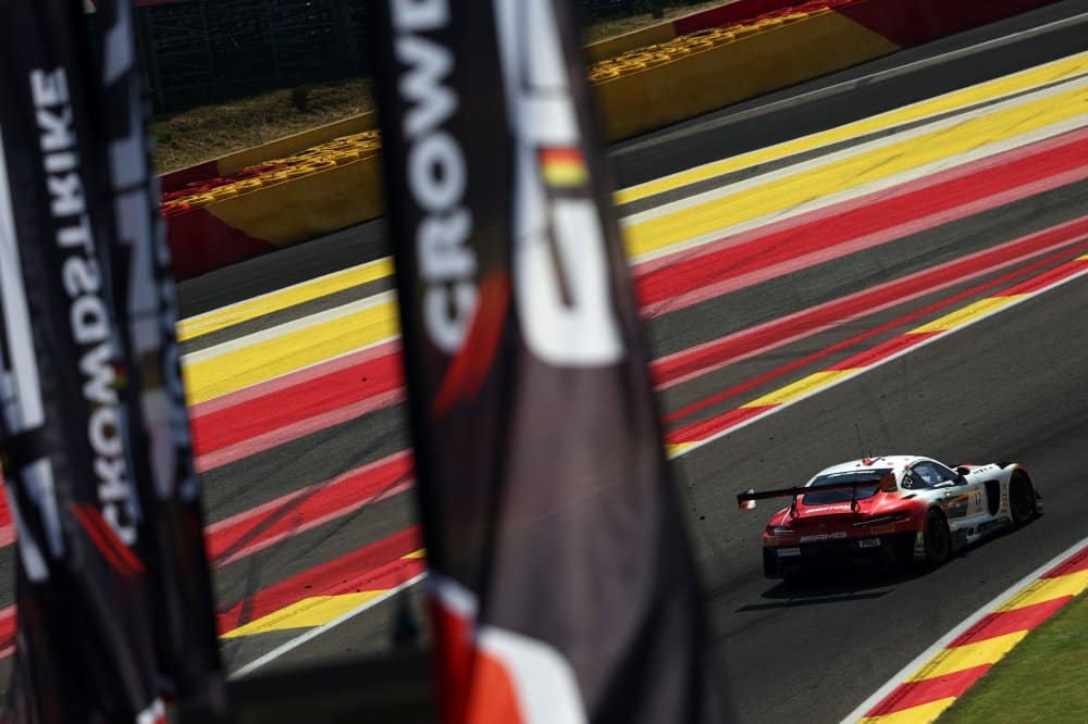 La Mercedes #17, prima nella qualifiche della 24 Ore di Spa