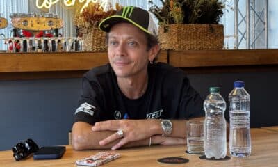 Valentino Rossi durante la conferenza stampa alla 24 Ore di Spa (© 1000 Cuori Motori)