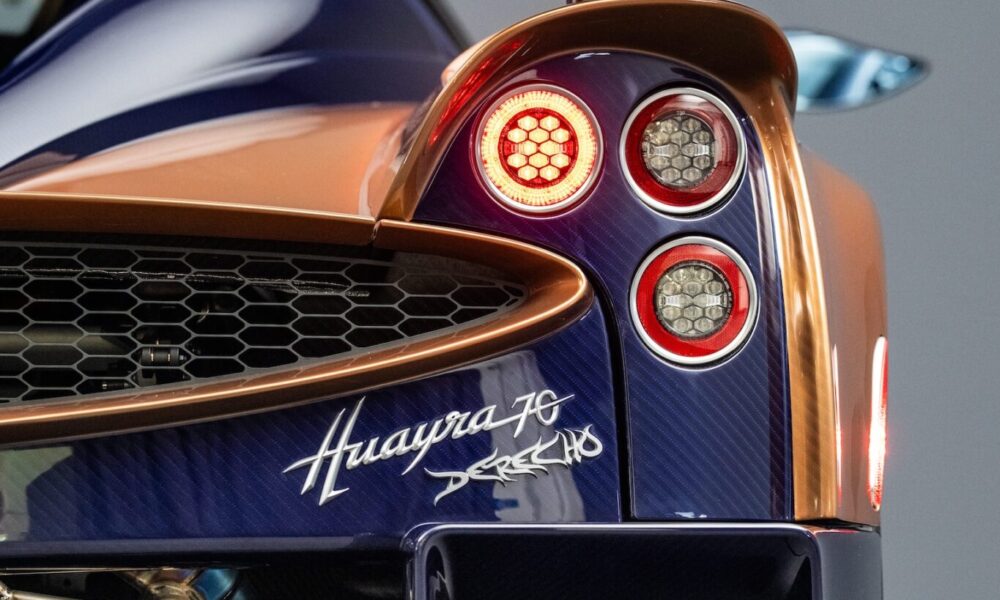 Pagani Huayra 70 Derecho