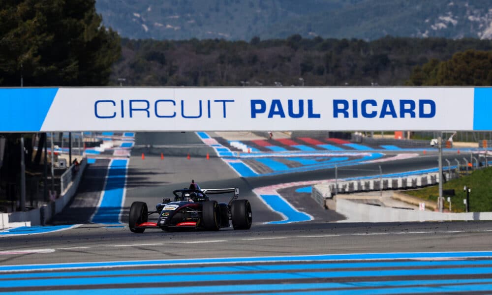 Alexandre Munoz, pilota francese, durante i test al Paul Ricard FREC 2026 (© archiviofotografico.acisport.it)
